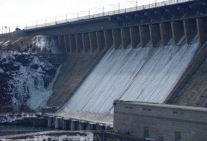 Плотина Братской ГЭС